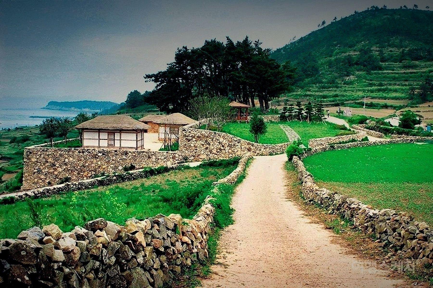 상서마을 돌담길